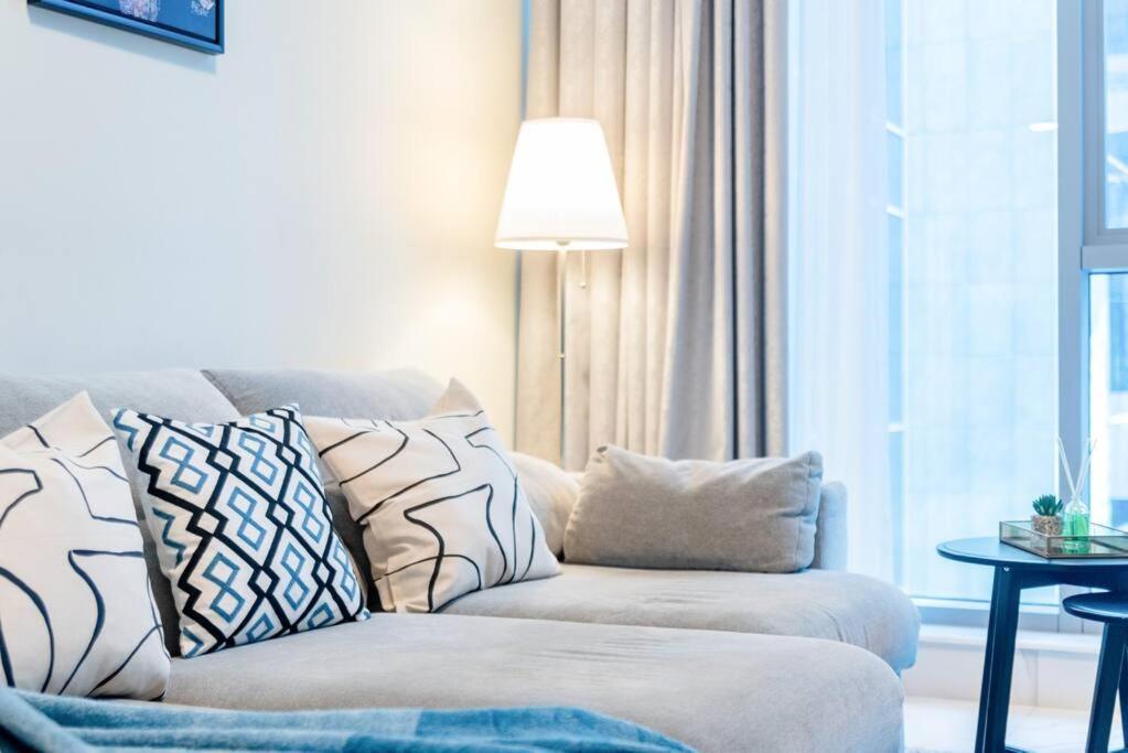 Jone Brand-new Aptm Near Mall & Burj Khalifa Appartamento Dubai