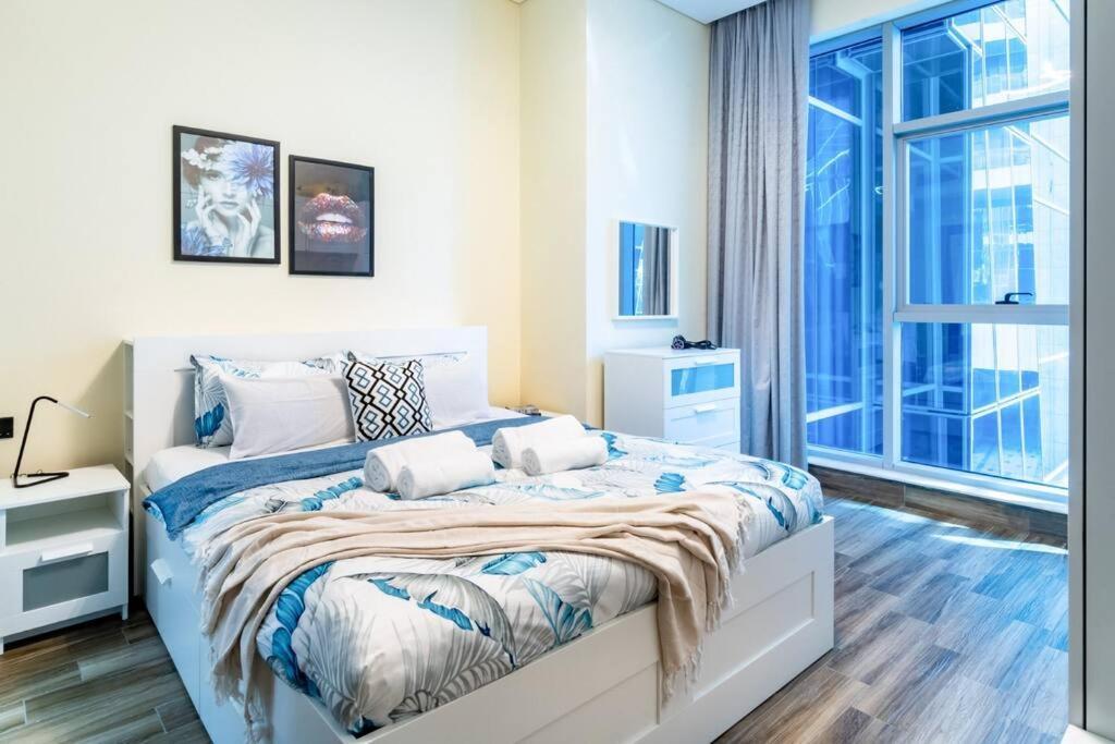 Jone Brand-new Aptm Near Mall & Burj Khalifa Апартаменти Дубай